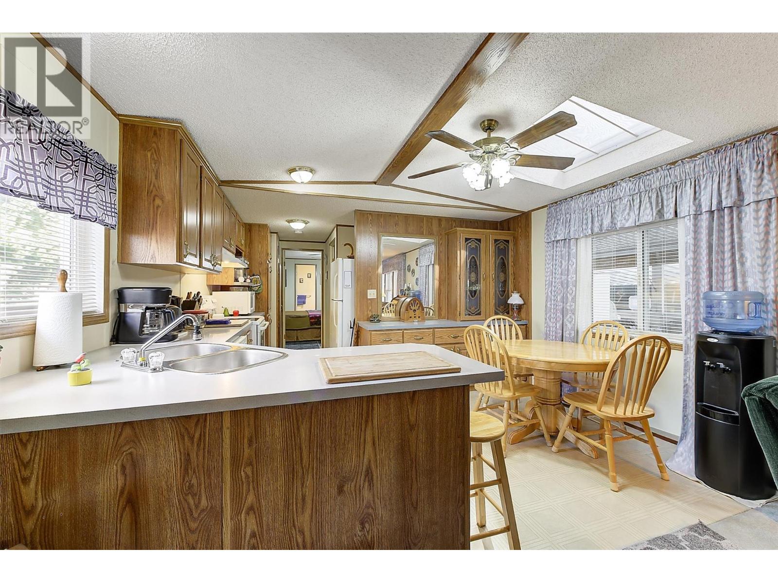 40 1750 Lenz Road, West Kelowna