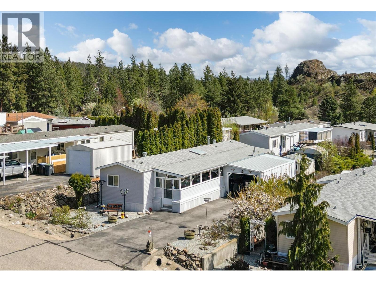 40 1750 Lenz Road, West Kelowna