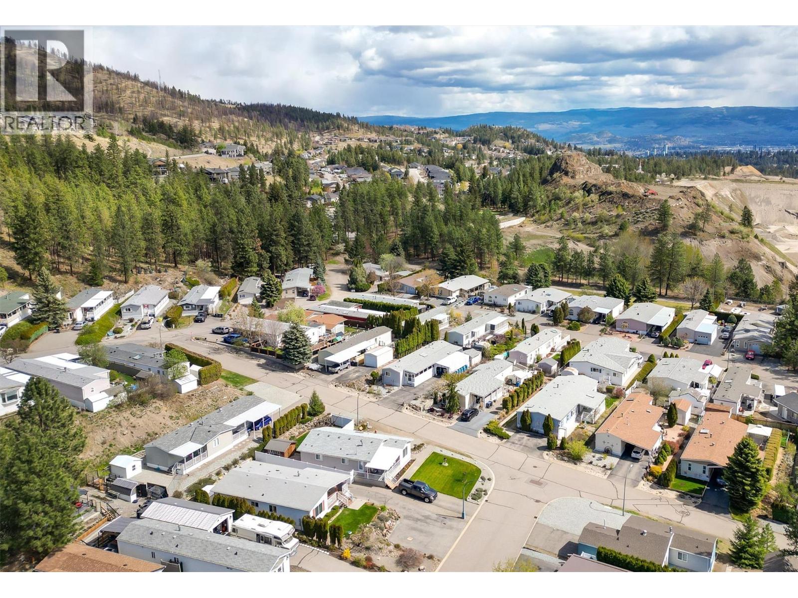 40 1750 Lenz Road, West Kelowna