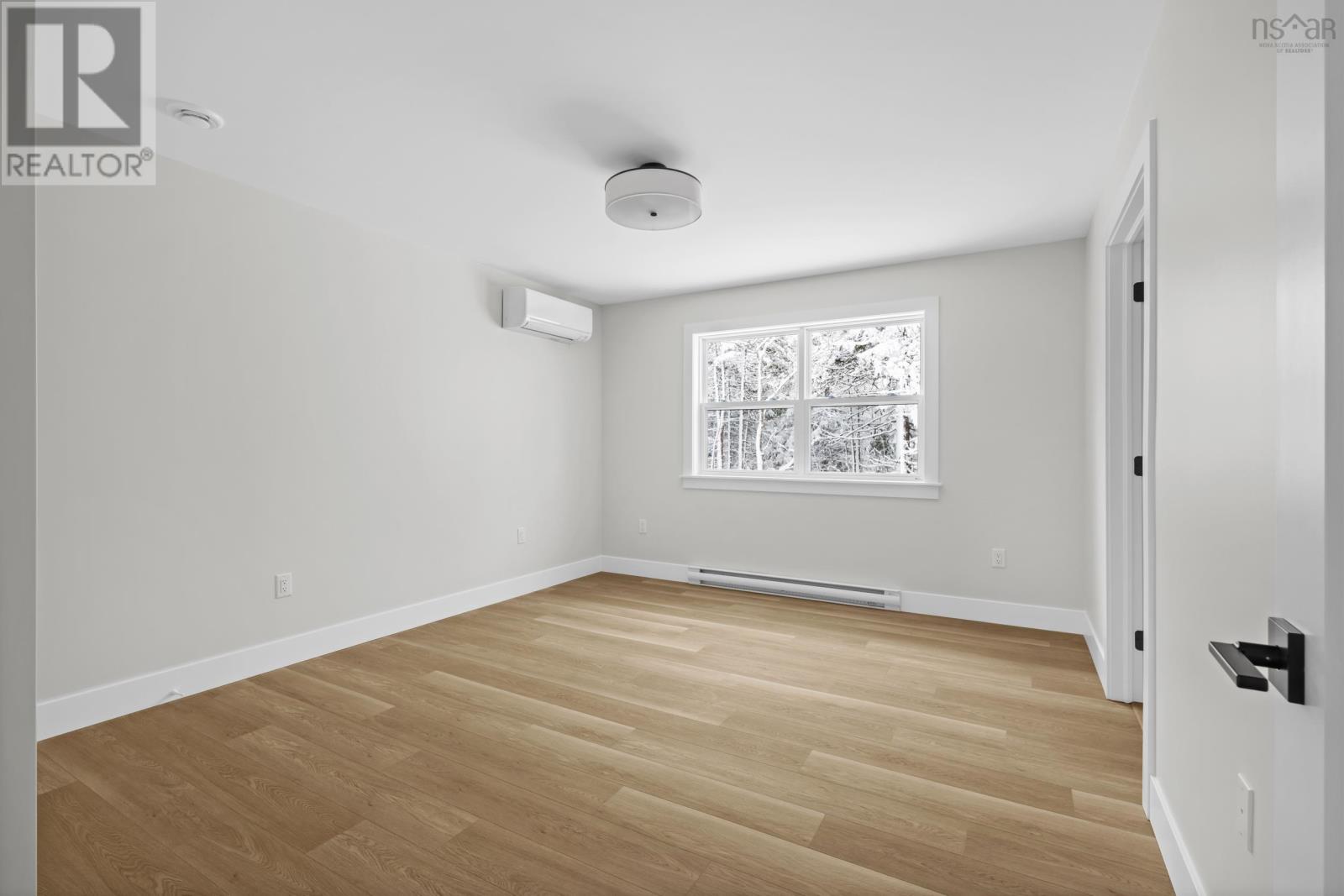 Property 28 of 46 of Lot 403 305 Everwood Avenue