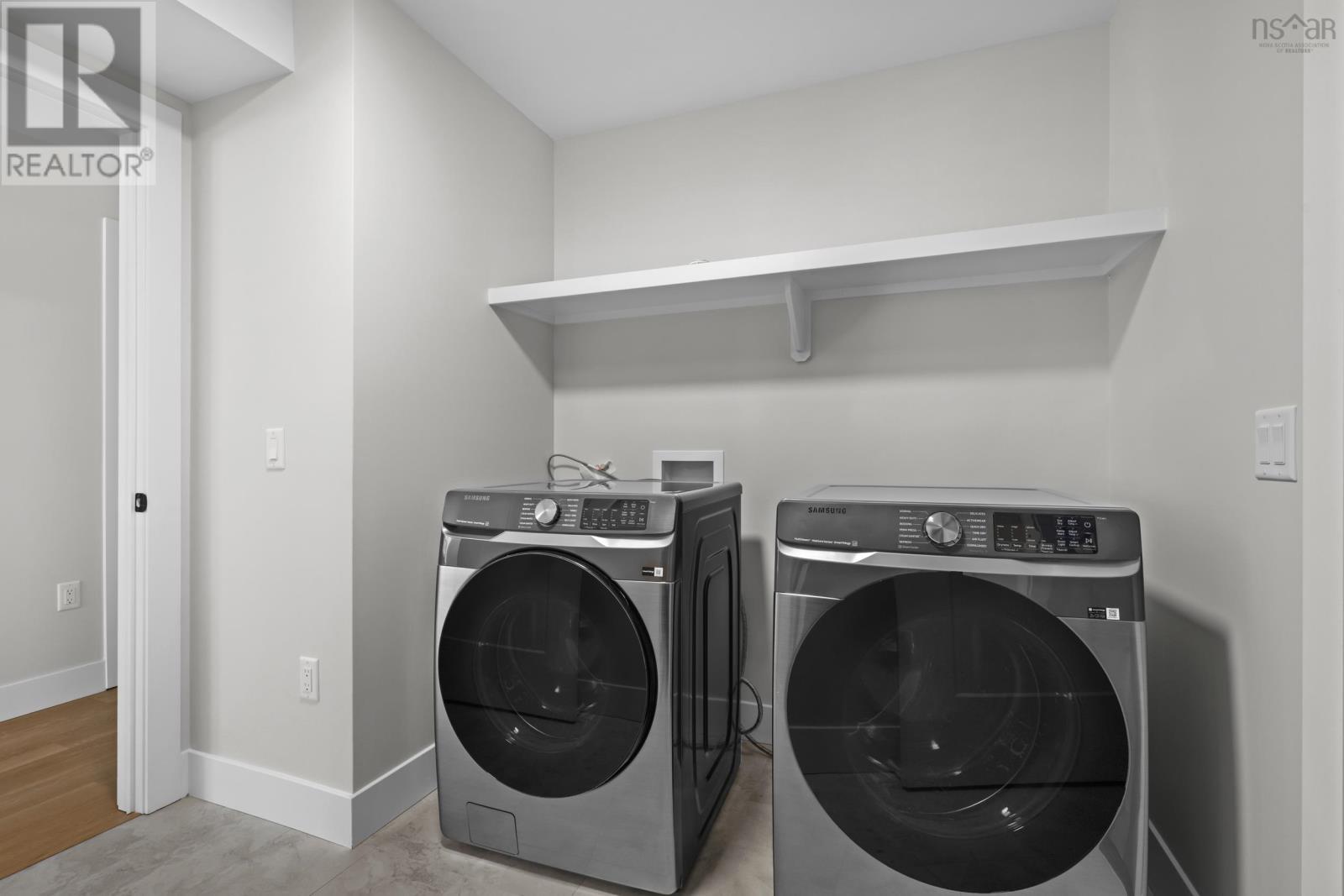 Property 41 of 46 of Lot 403 305 Everwood Avenue