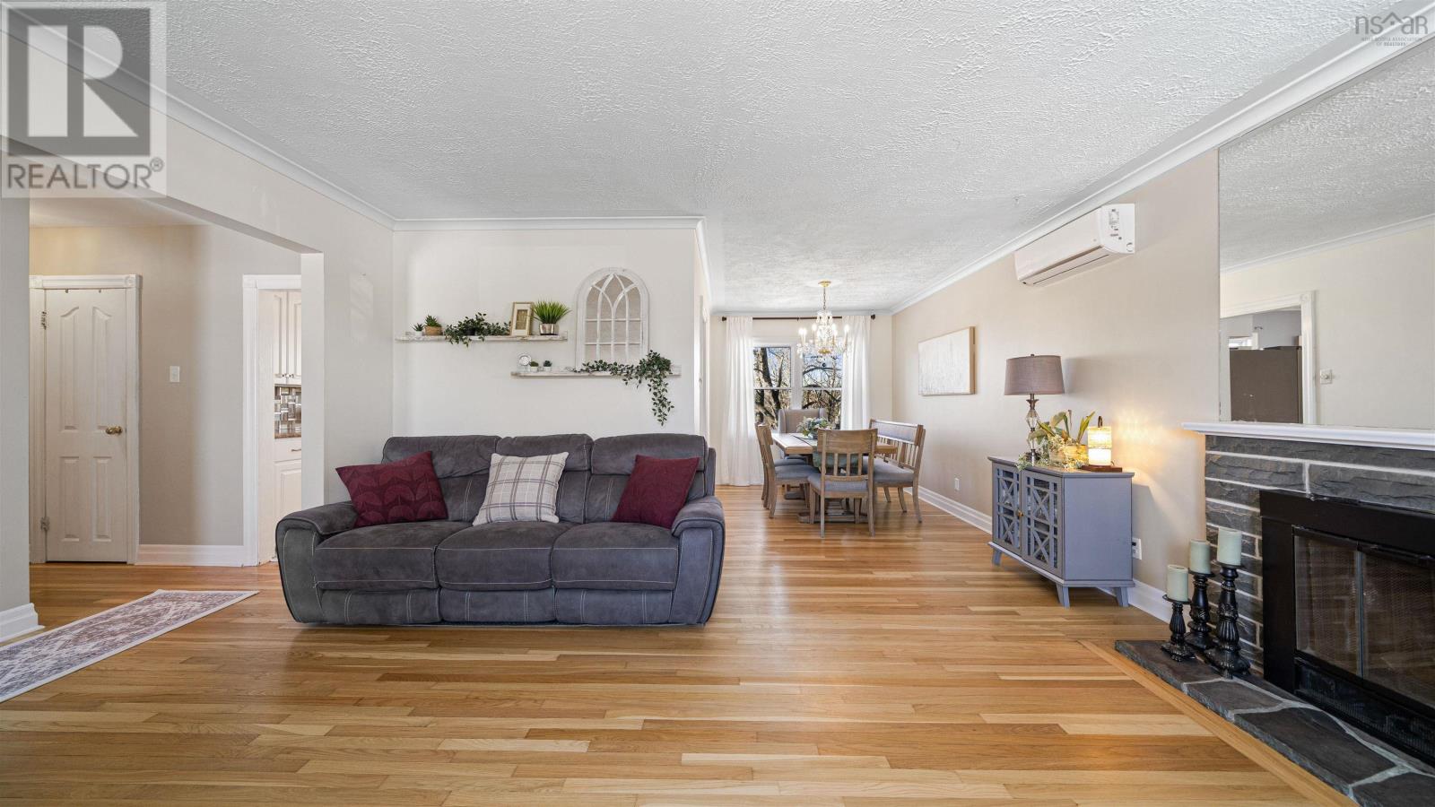 Property 9 of 46 of 4 and 4A Chestnut Lane