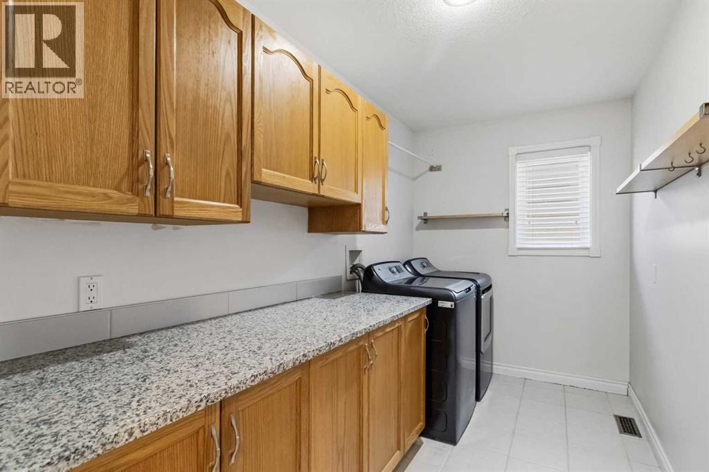 171 BURTON Place, Fort McMurray