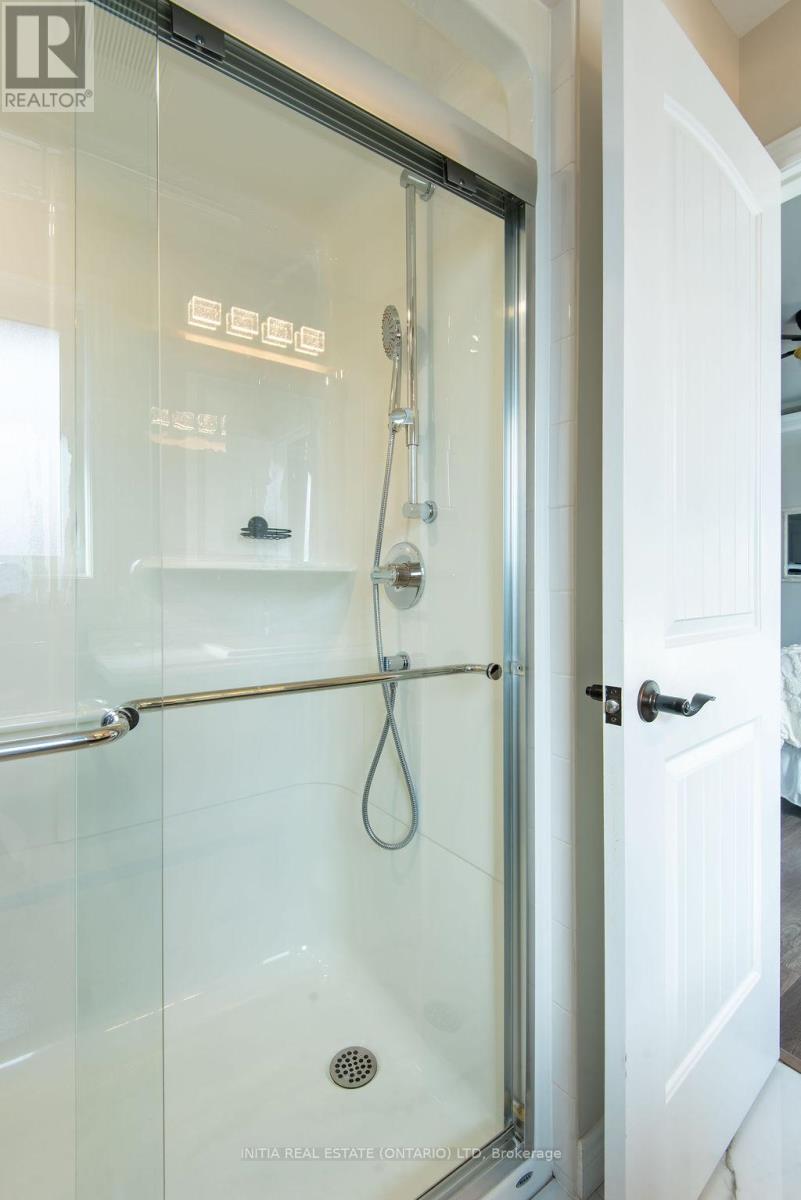 4011 ENGLEHART DRIVE Property Photo