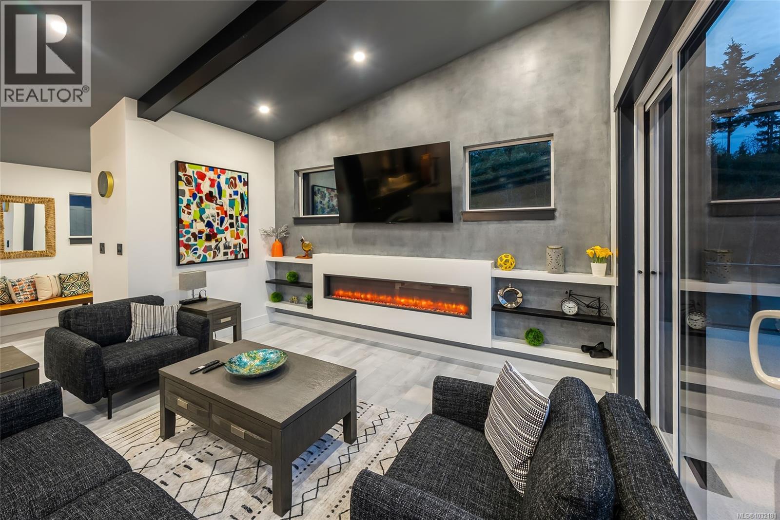 1704 Warn Way, Qualicum Beach