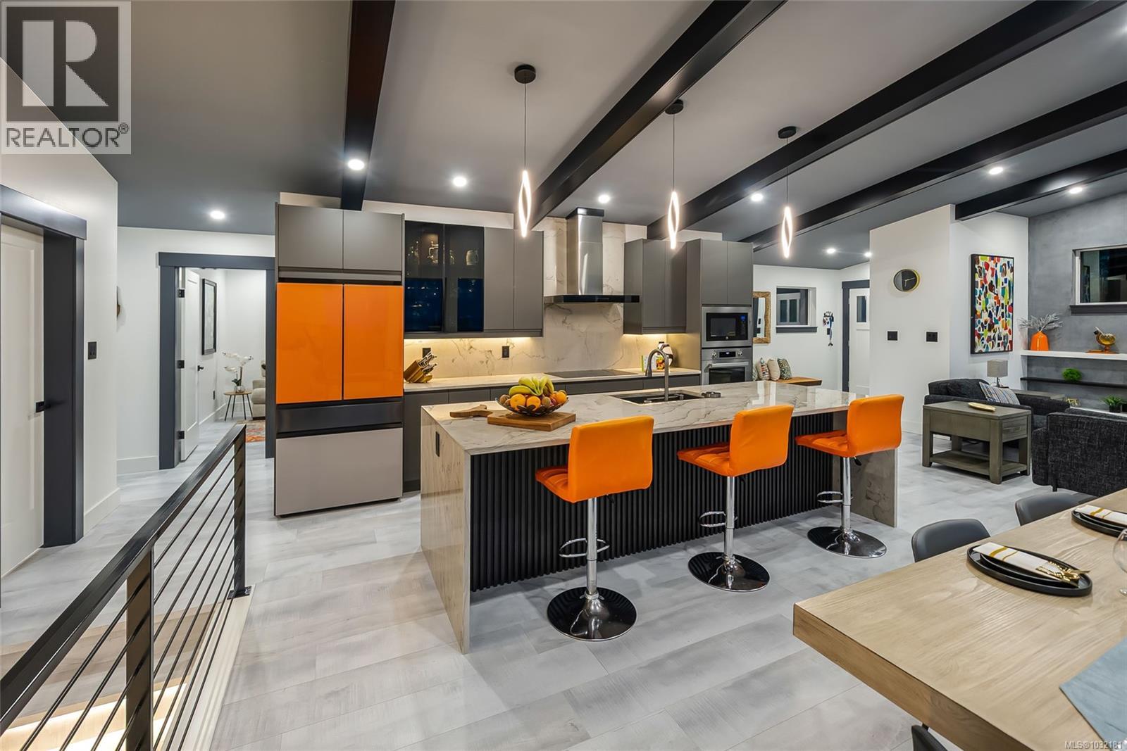 1704 Warn Way, Qualicum Beach