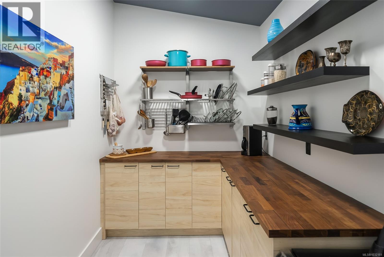 1704 Warn Way, Qualicum Beach