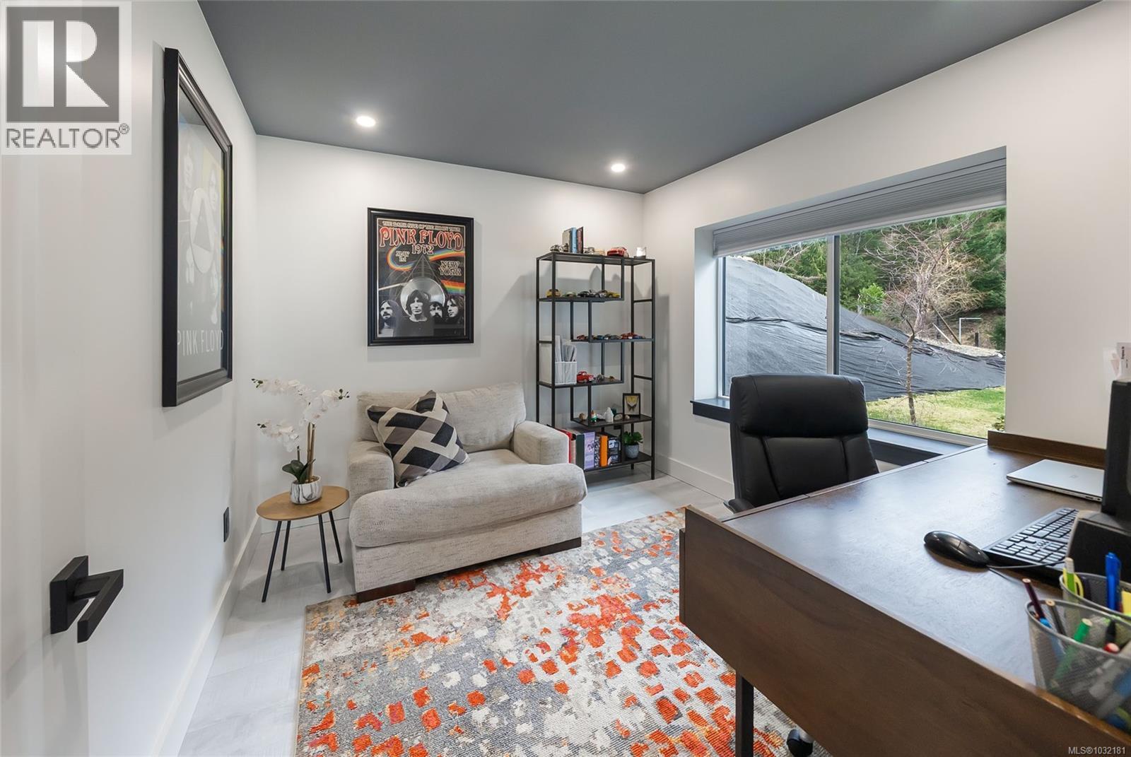 1704 Warn Way, Qualicum Beach