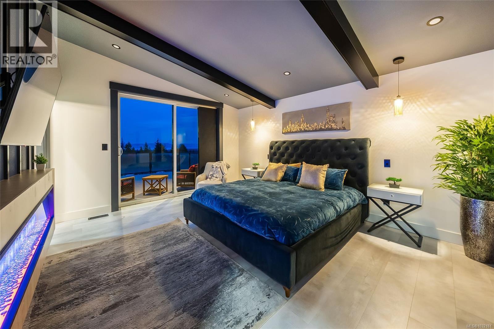 1704 Warn Way, Qualicum Beach