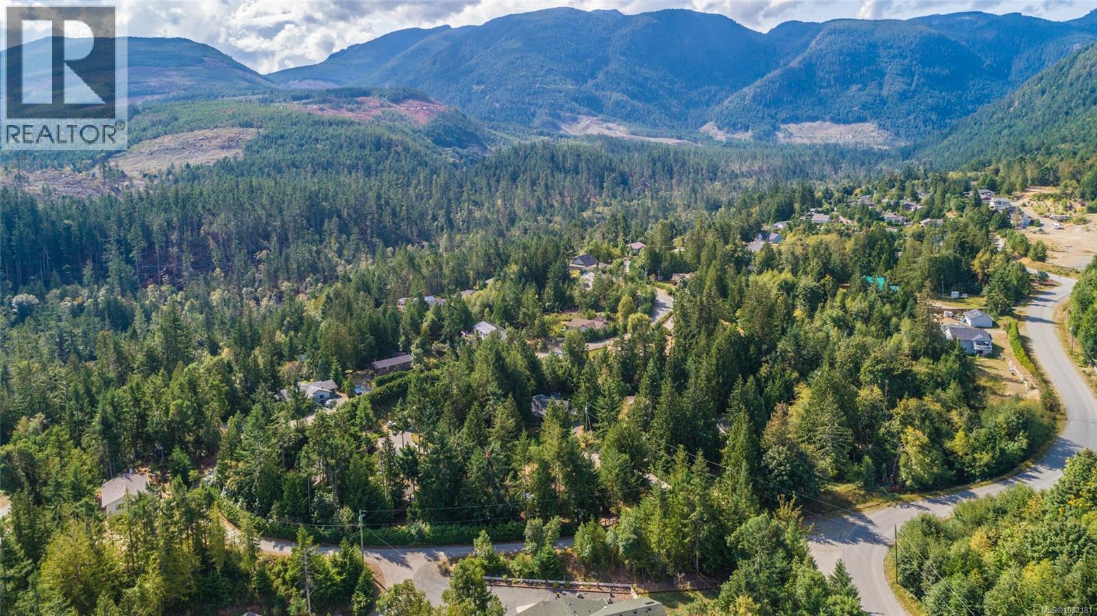 1704 Warn Way, Qualicum Beach