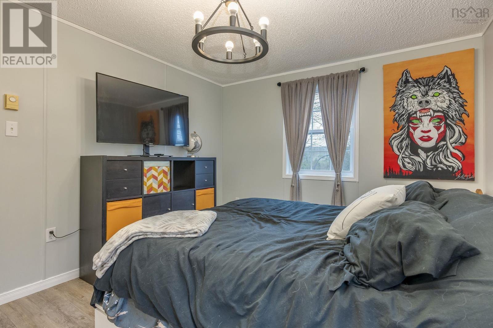 Property 31 of 49 of 101 Pulsifer Road