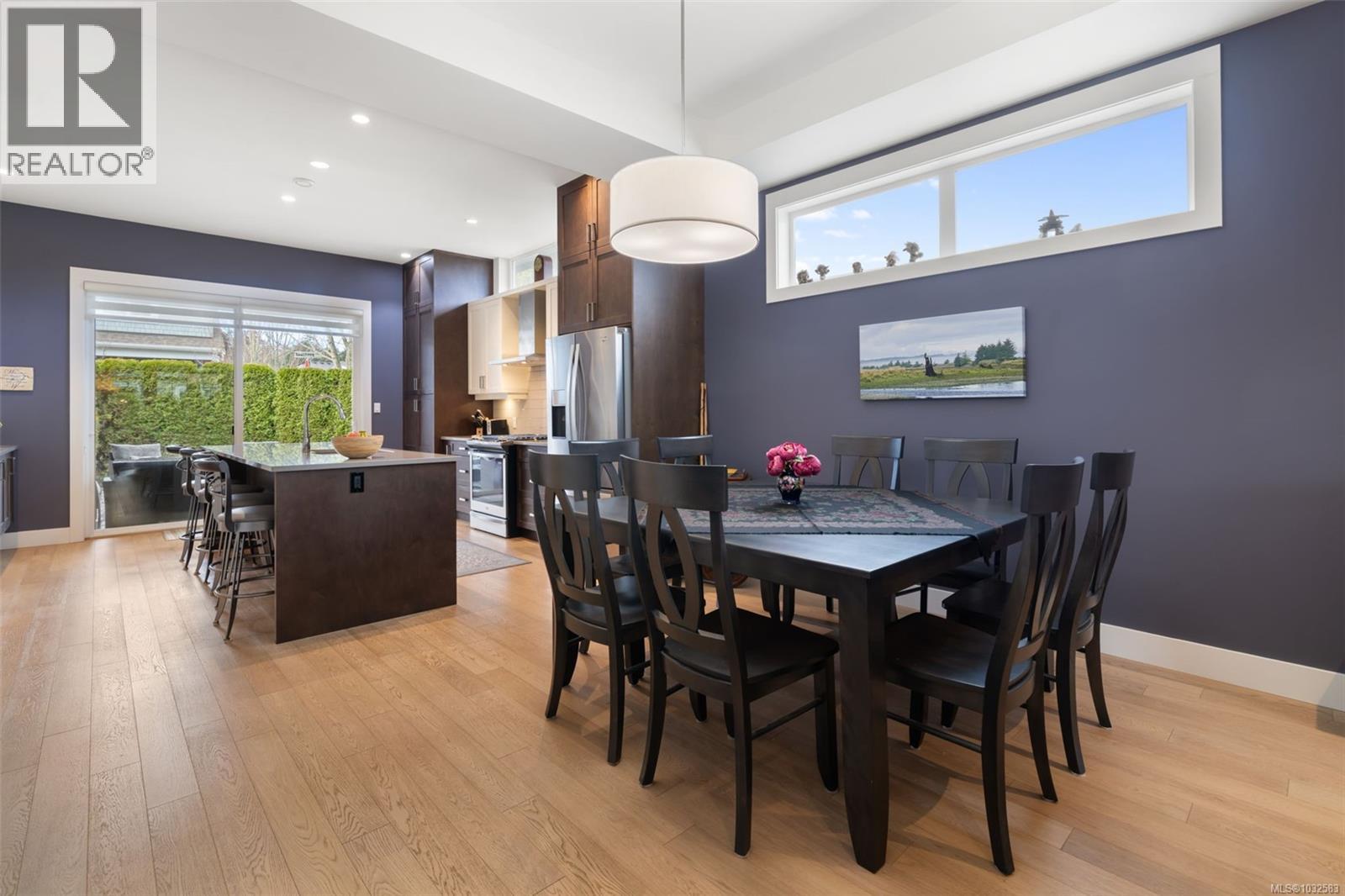  2015 Seawind Way, Sidney