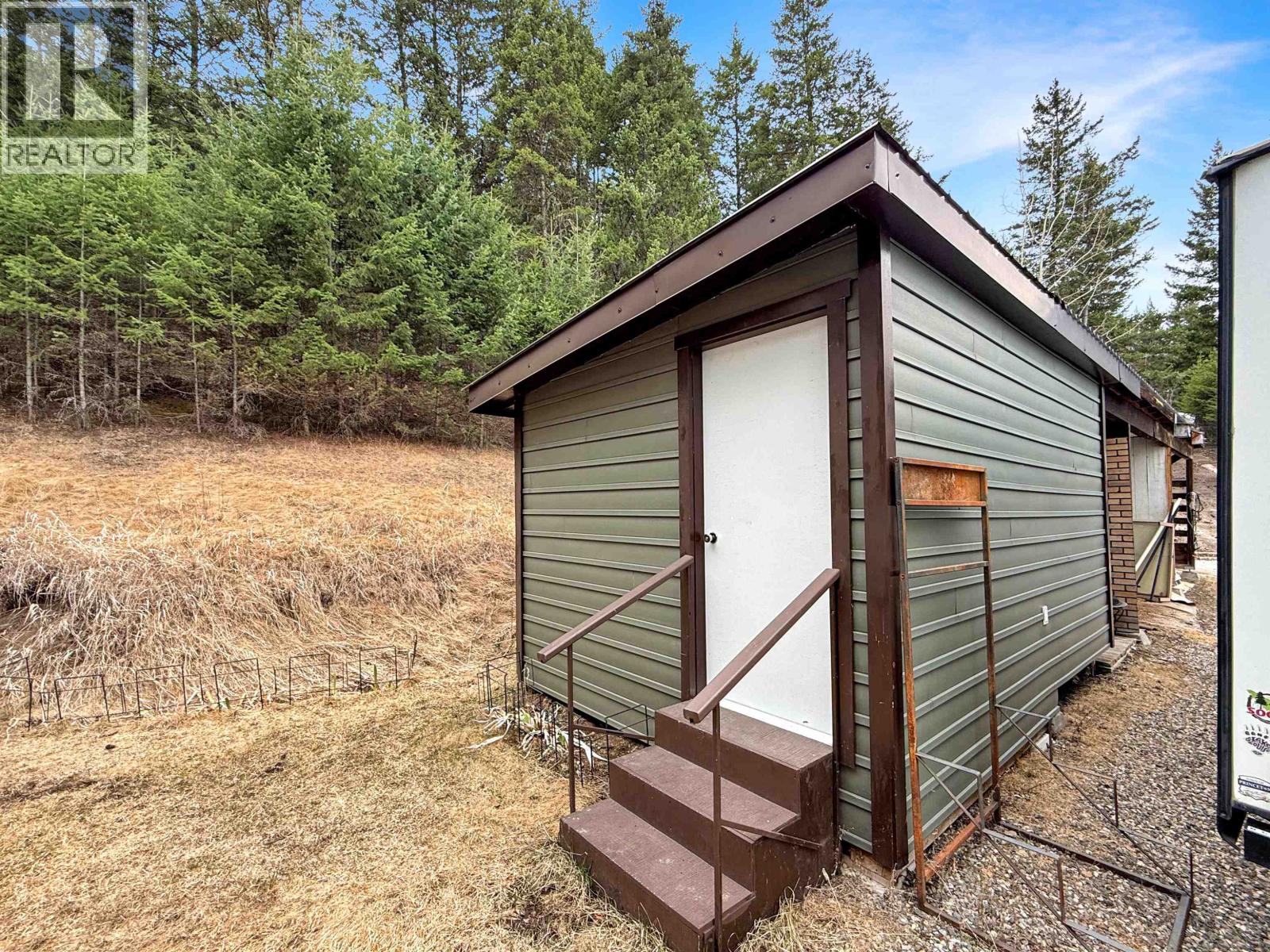 913 HODGSON ROAD - 18