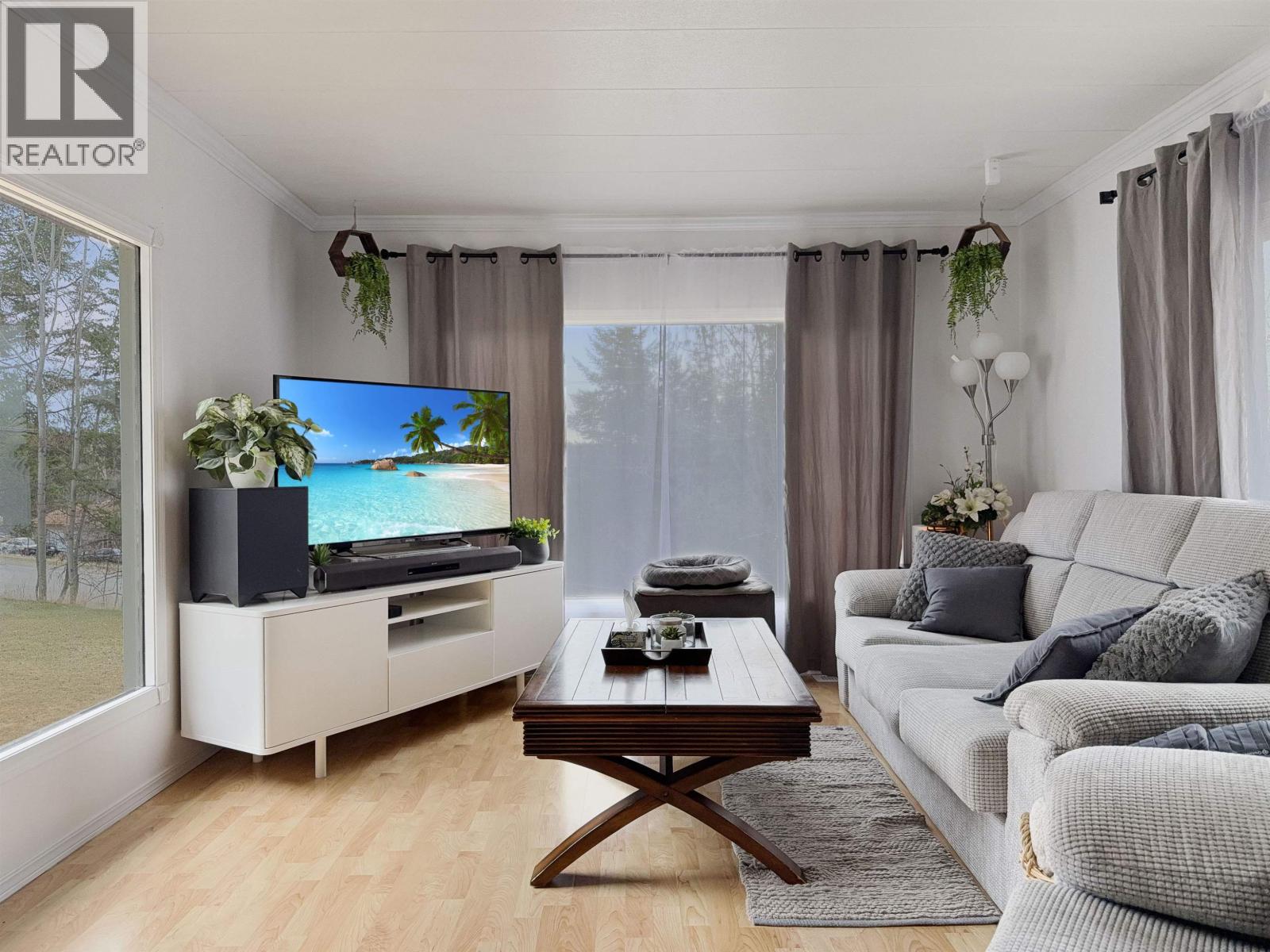 913 HODGSON ROAD - Image 3