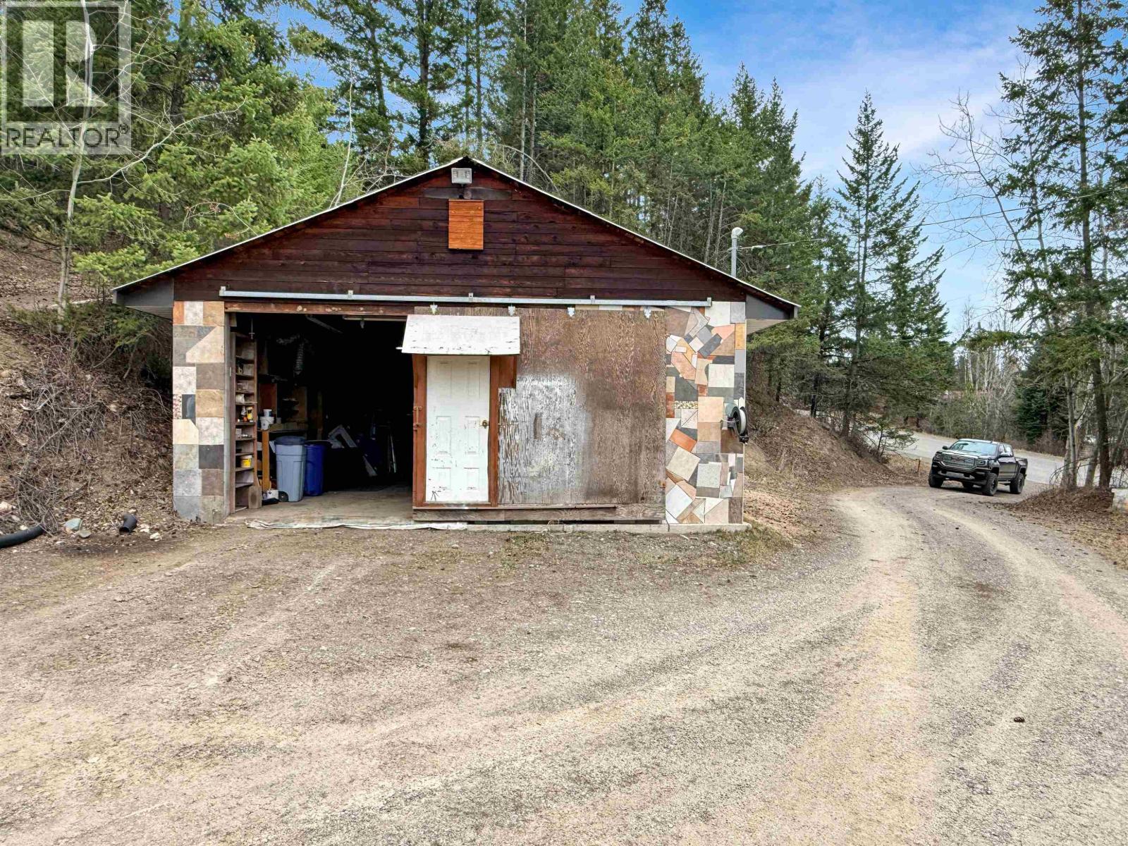 913 HODGSON ROAD - 16