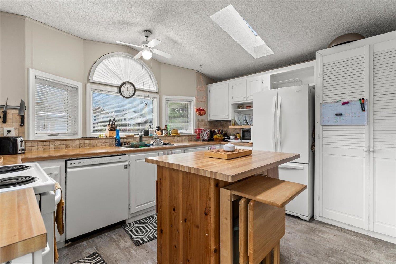 22 44565 MONTE VISTA DRIVE, Sardis South, Chilliwack