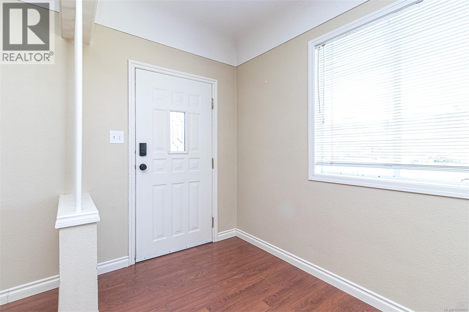  3426 Calumet Avenue, Saanich