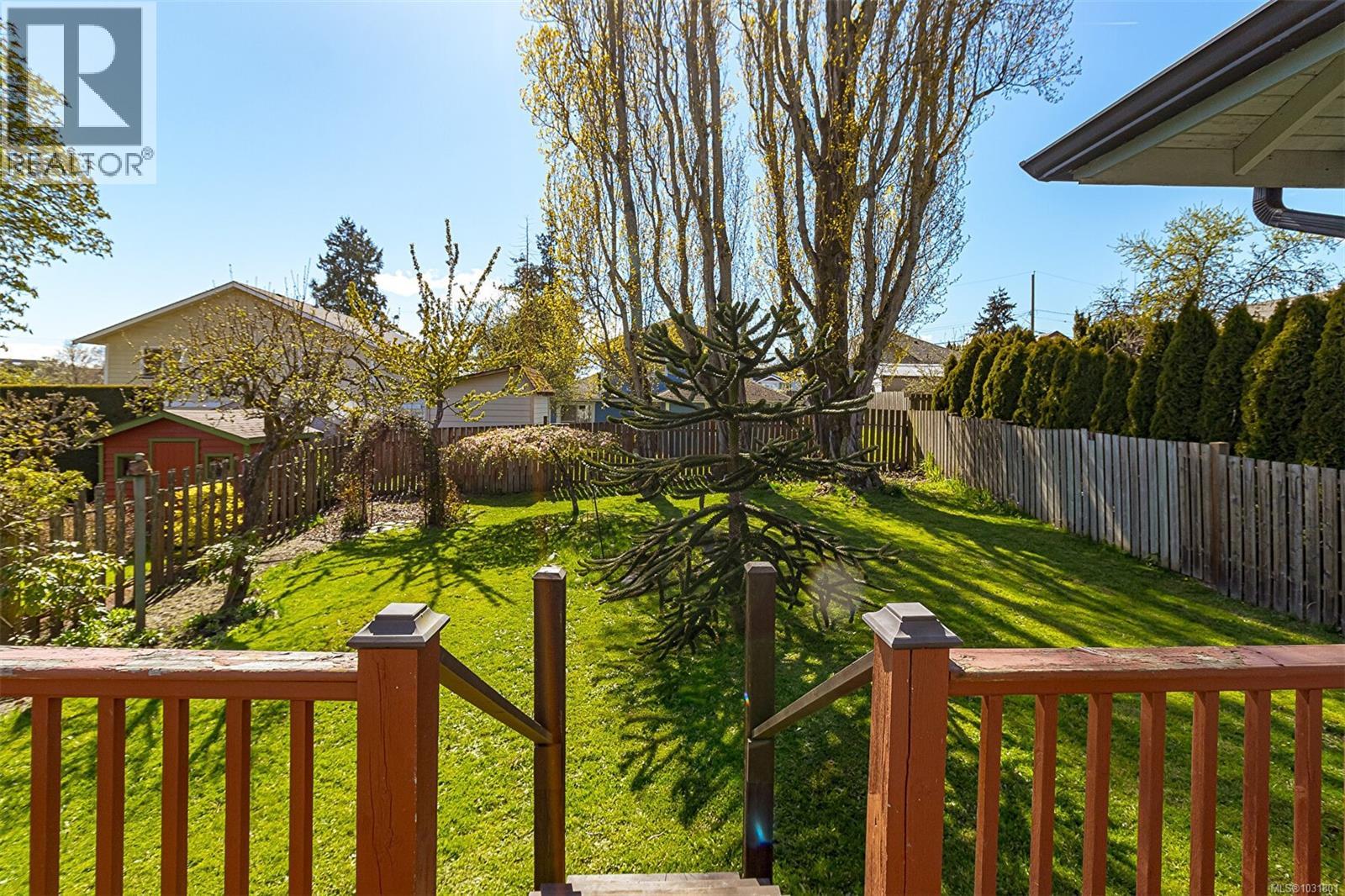  3426 Calumet Avenue, Saanich