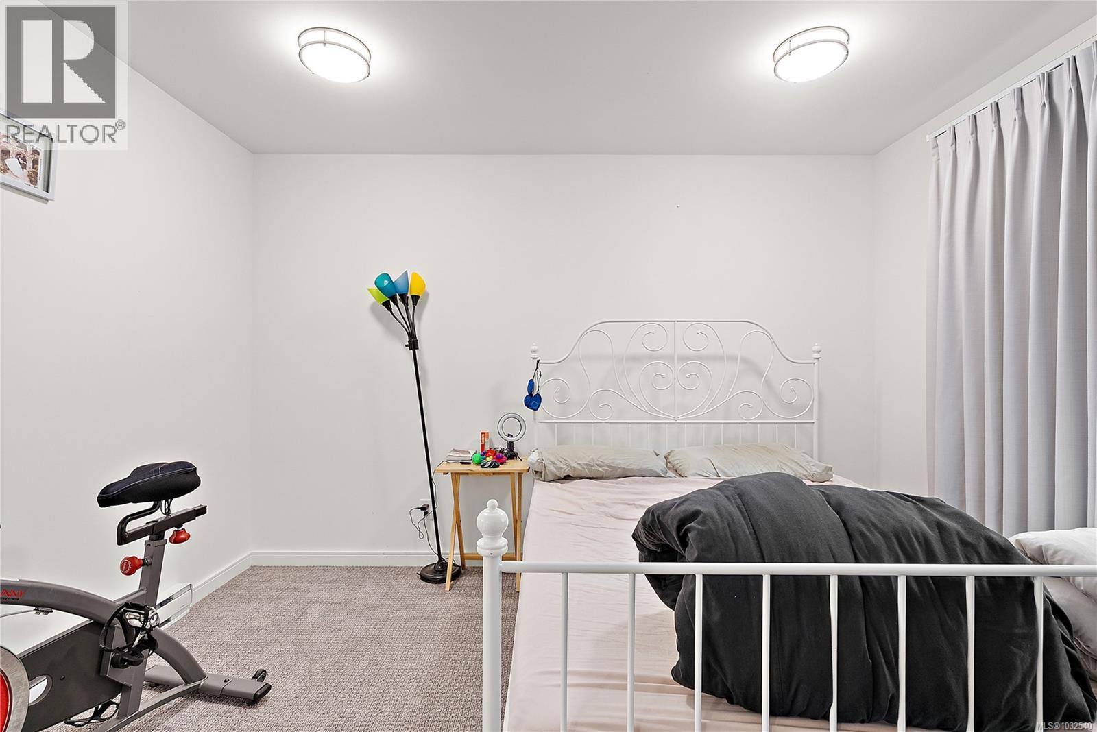  1360 Hastings Street, Saanich