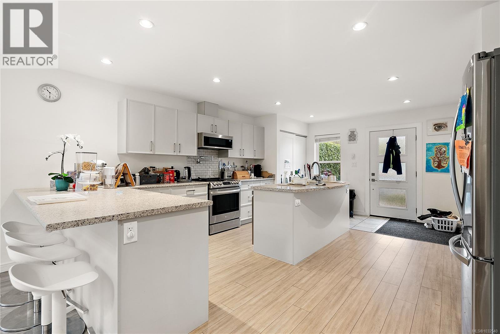  1360 Hastings Street, Saanich