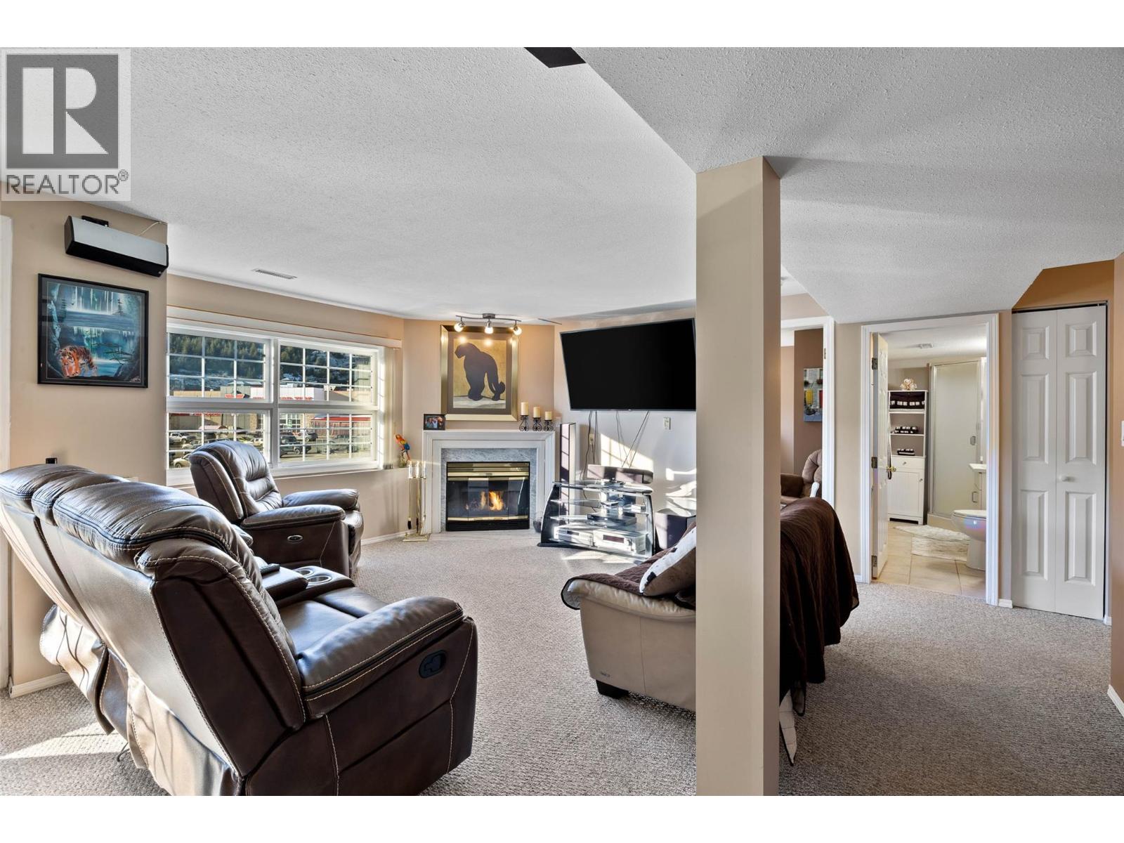 #44 1750 PACIFIC WAY - 17