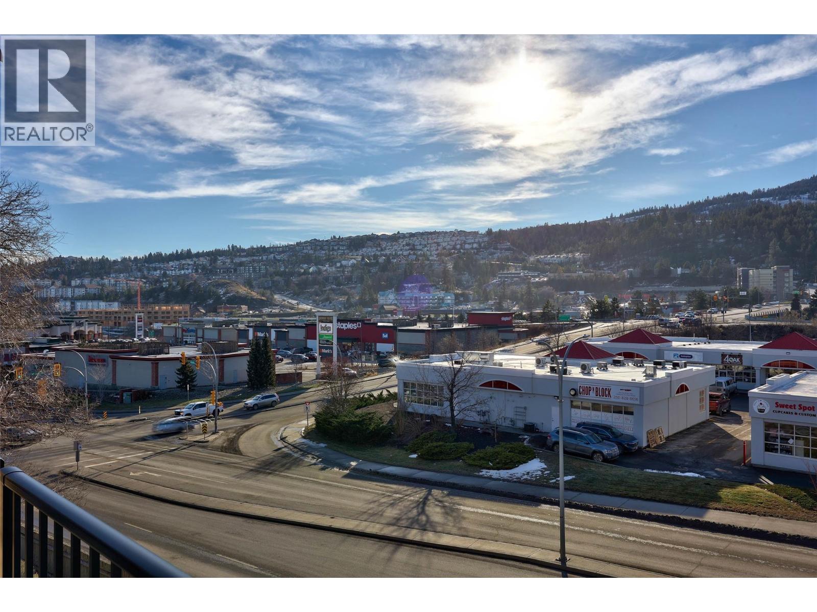 #44 1750 PACIFIC WAY - 11