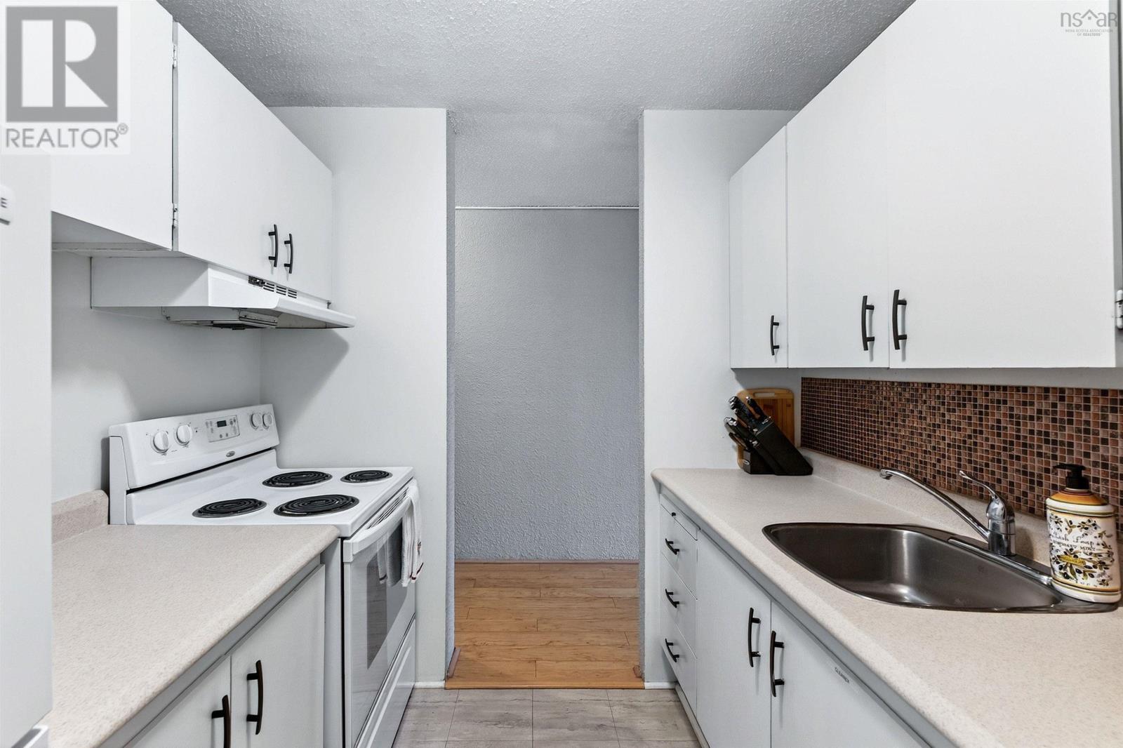 Property 27 of 37 of 303 5572 North Ridge Road