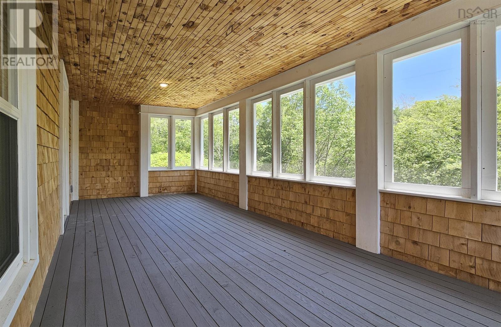 Property 14 of 43 of 1940 Clementsvale Road