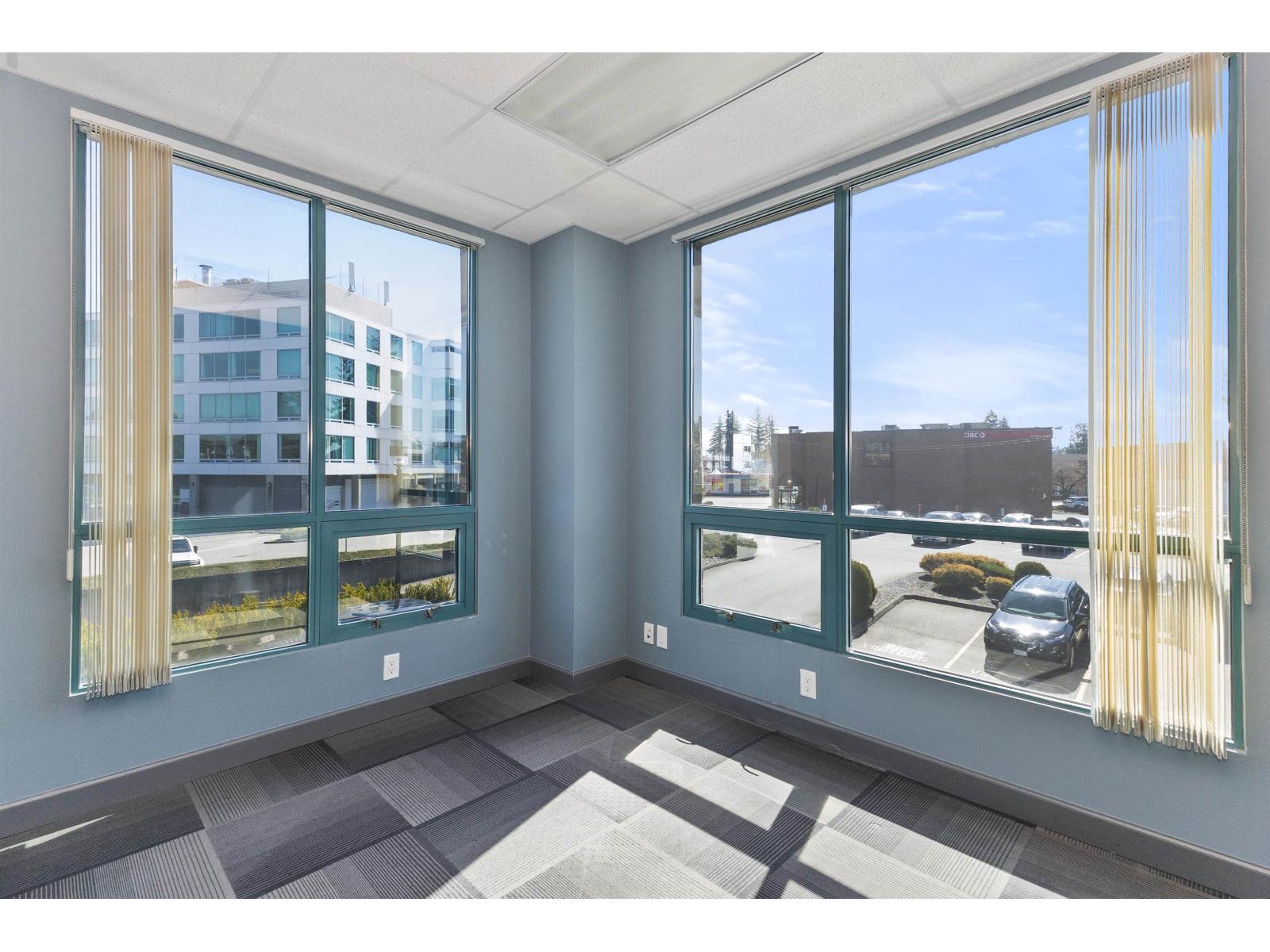 Office in Abbotsford - Image 23