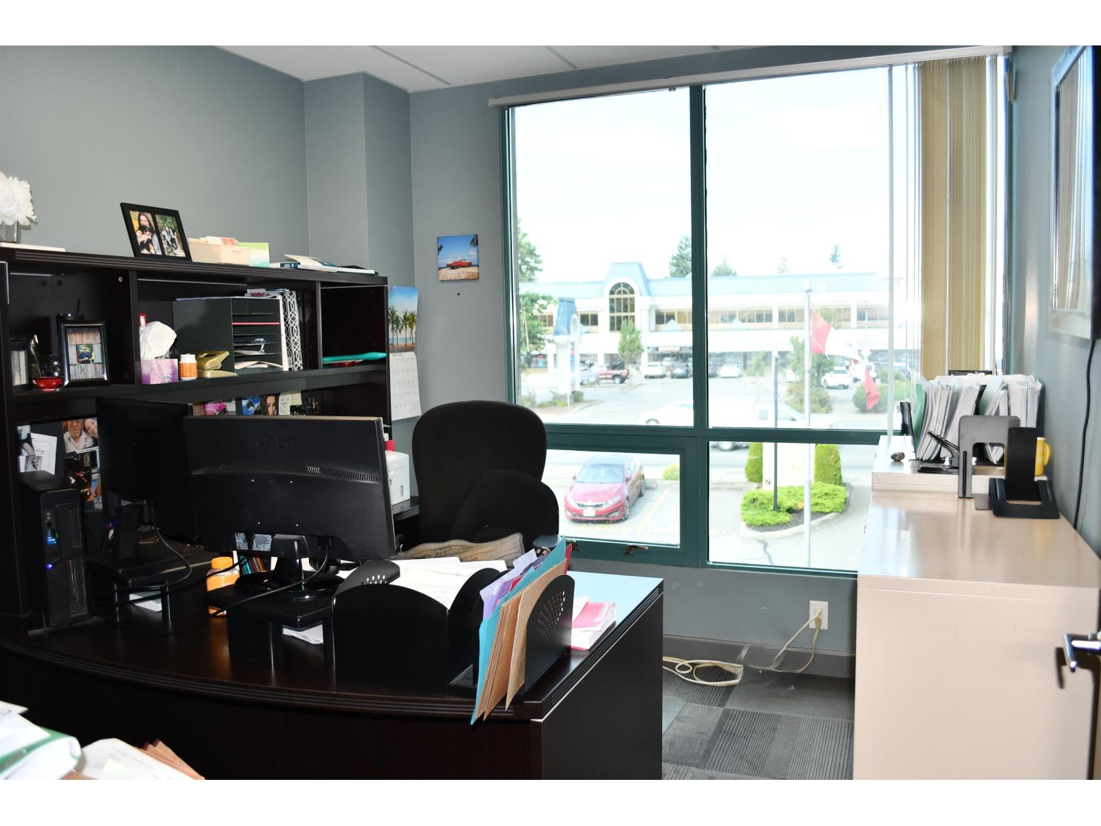 Office in Abbotsford - Image 14
