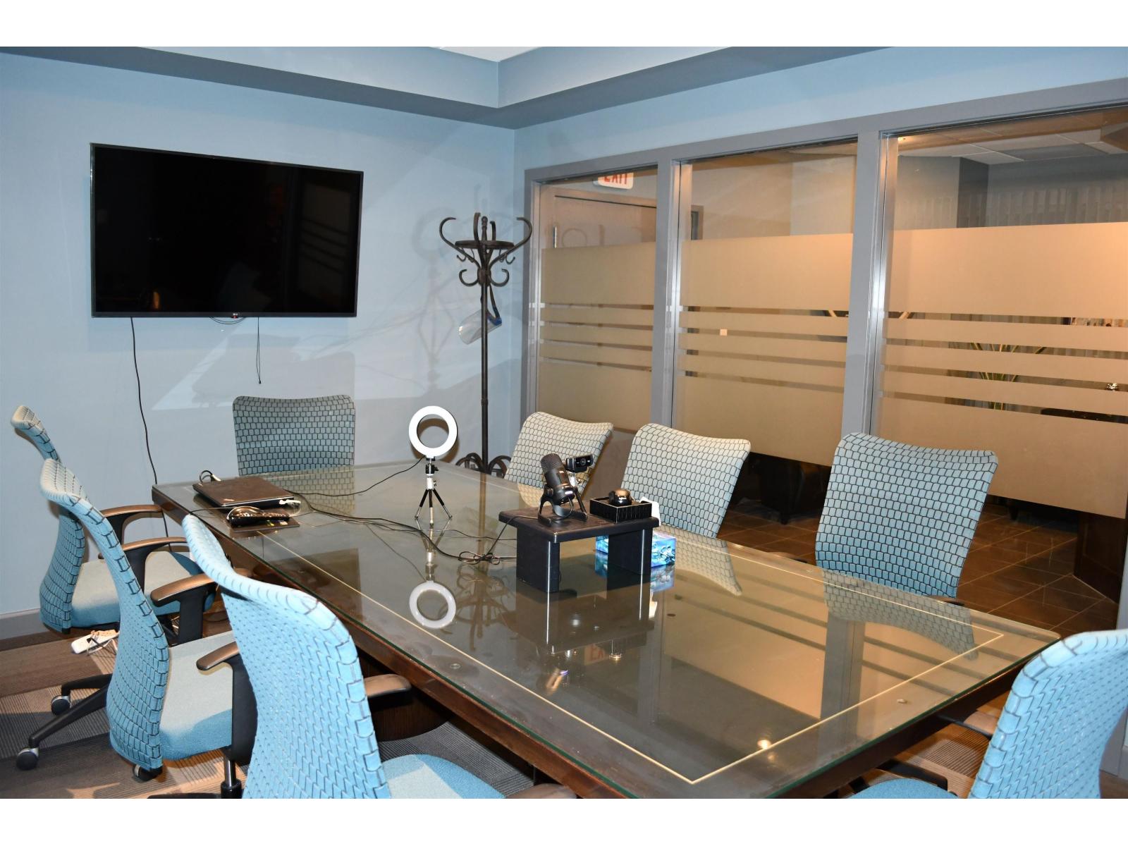 Office in Abbotsford - Image 9