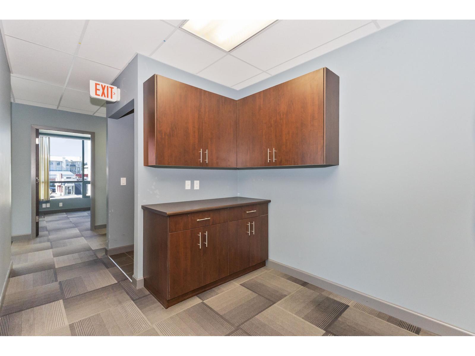 Office in Abbotsford - Image 8