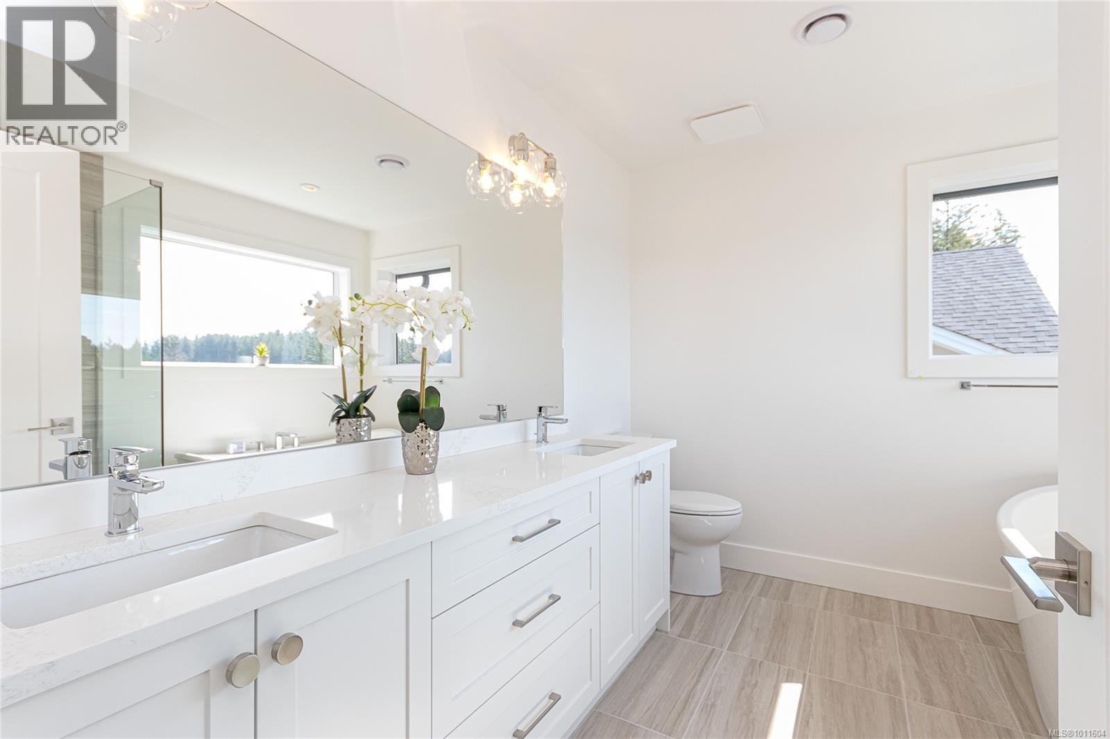  1256 Ashmore Terrace, Langford