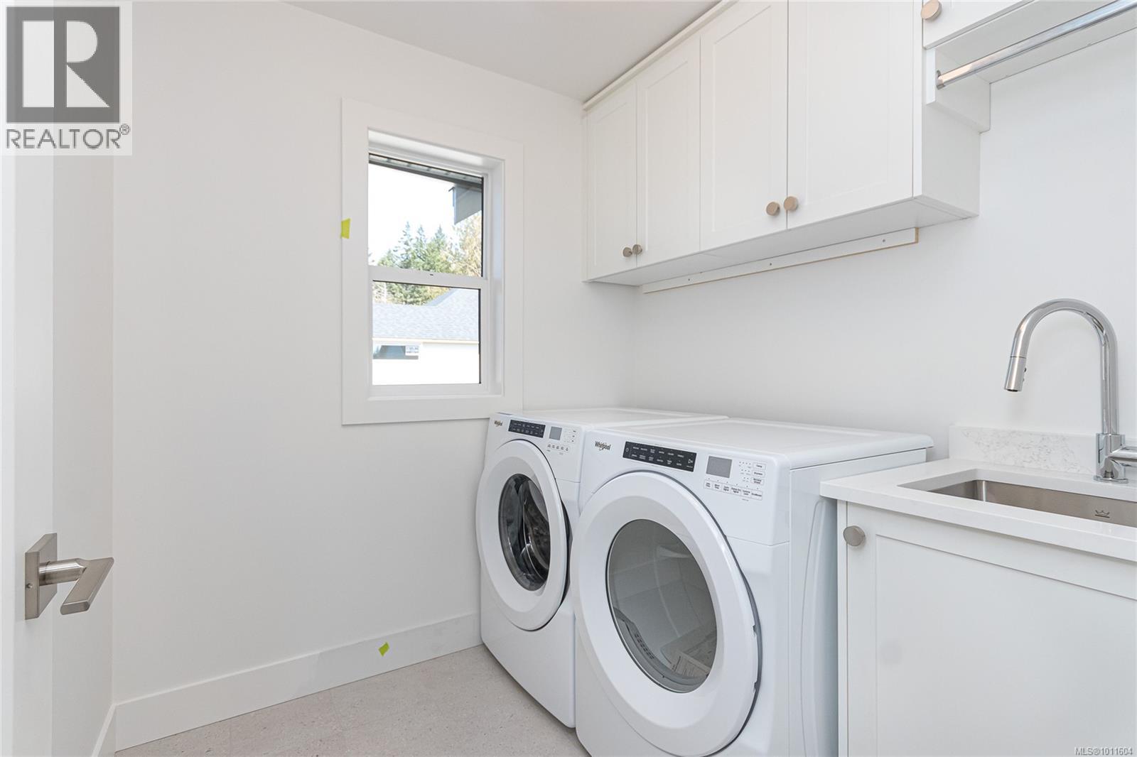  1256 Ashmore Terrace, Langford