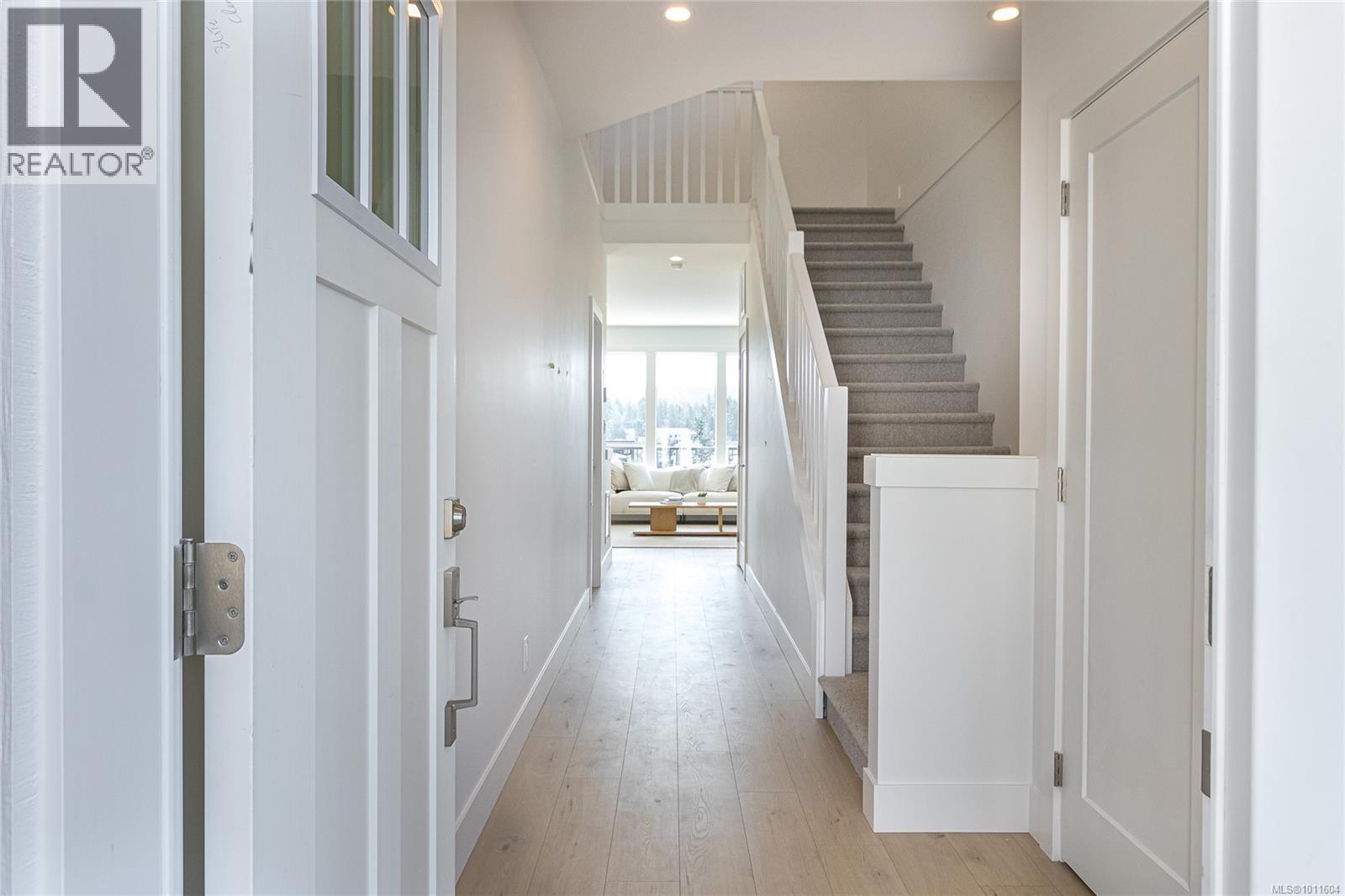  1256 Ashmore Terrace, Langford