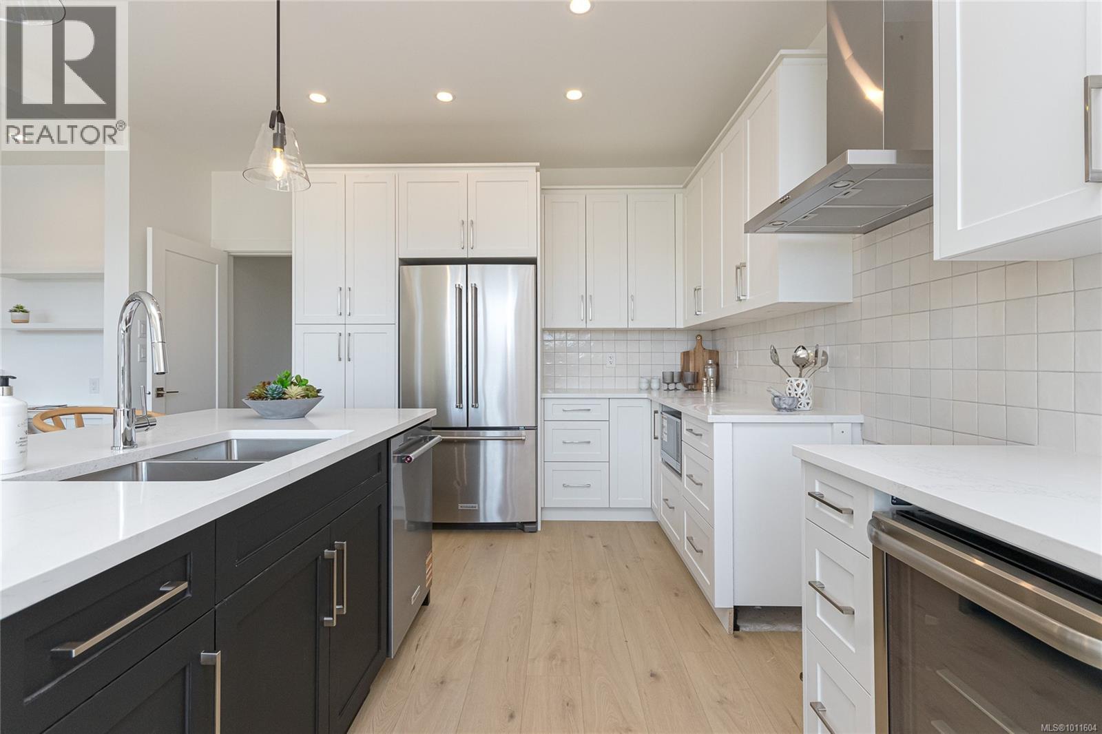  1256 Ashmore Terrace, Langford