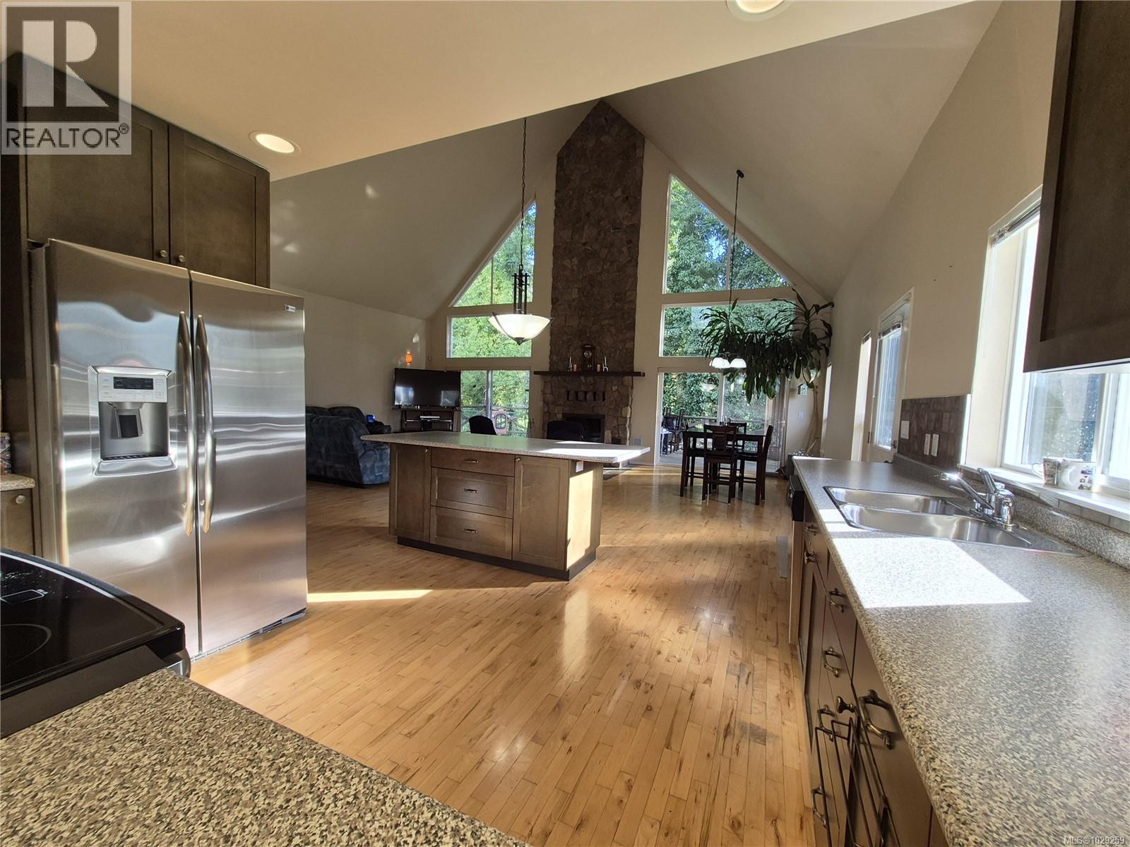 12270/12272 Chandler Rd — photo 7