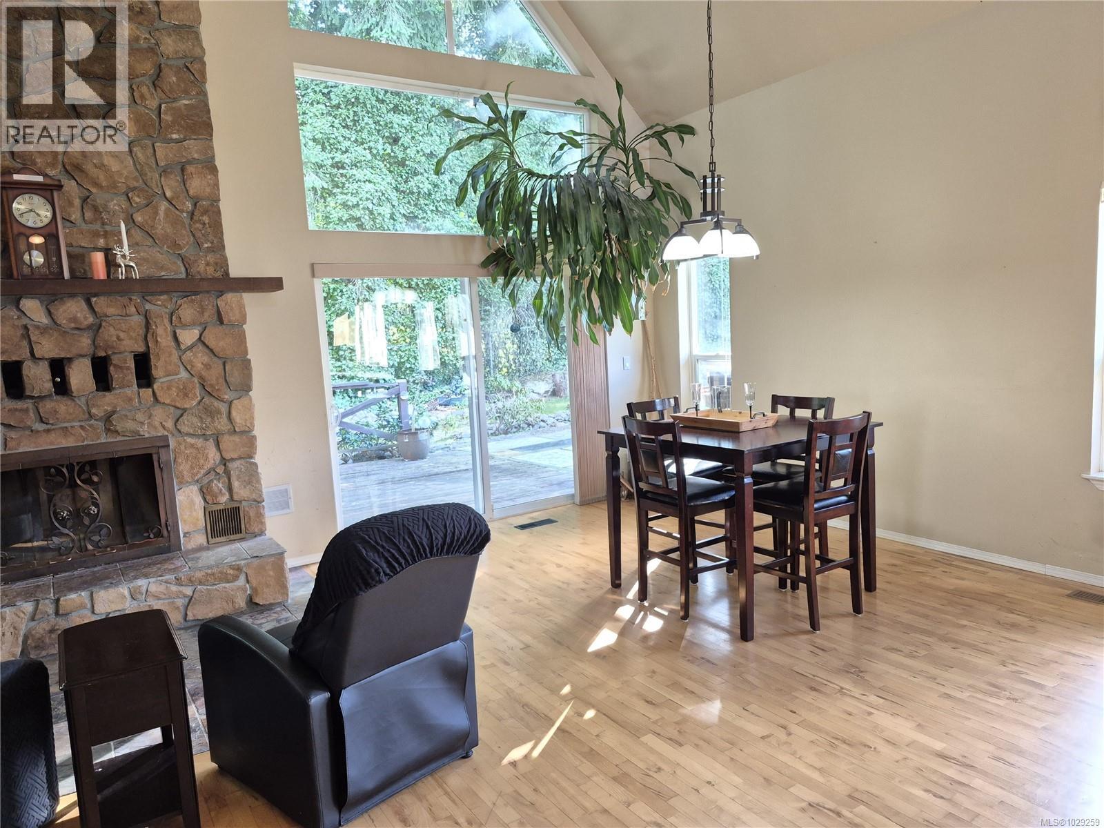 12270/12272 Chandler Rd — photo 8