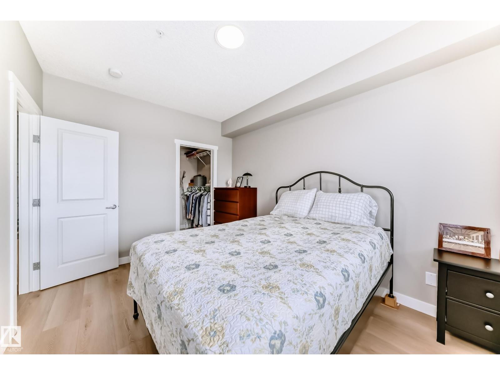 #221 12804 140 AV NW, Edmonton