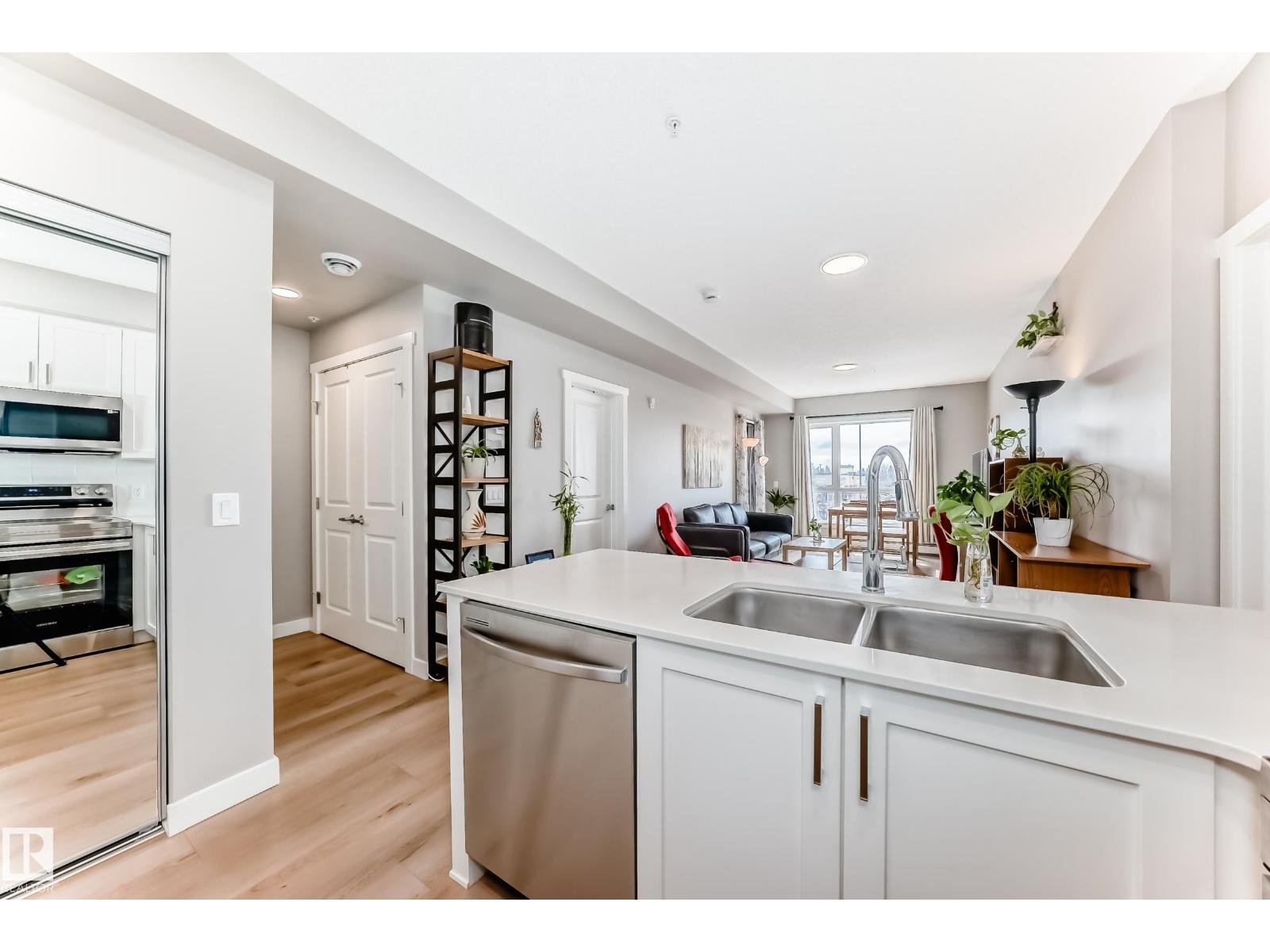 #221 12804 140 AV NW, Edmonton