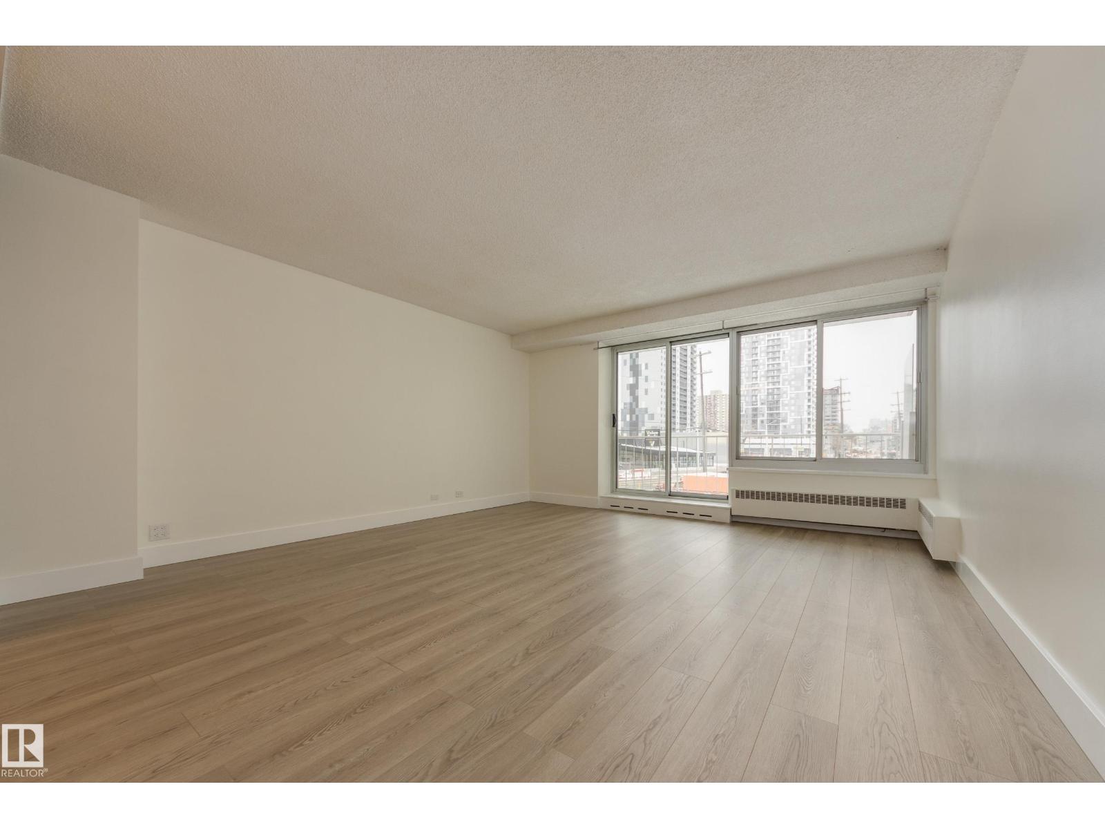 #207 12207 JASPER AV NW - 10