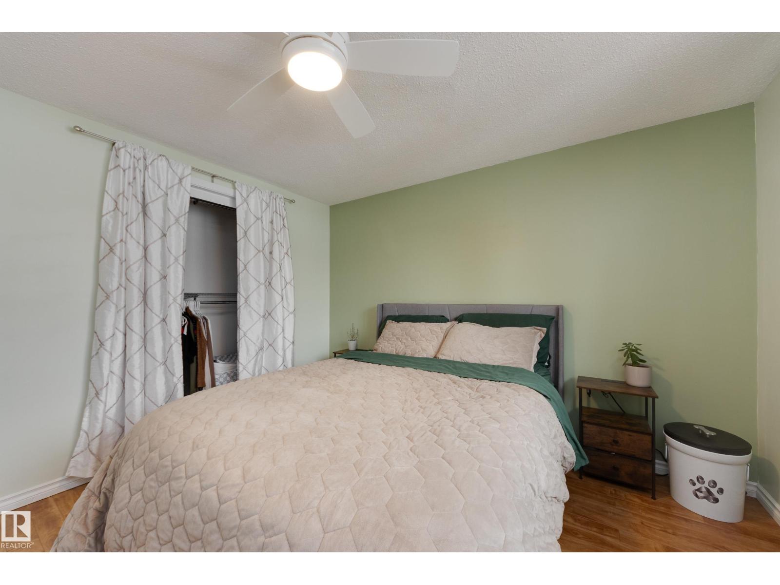 Single Family House for Sale in  RIDGEWOOD TC St. Albert 