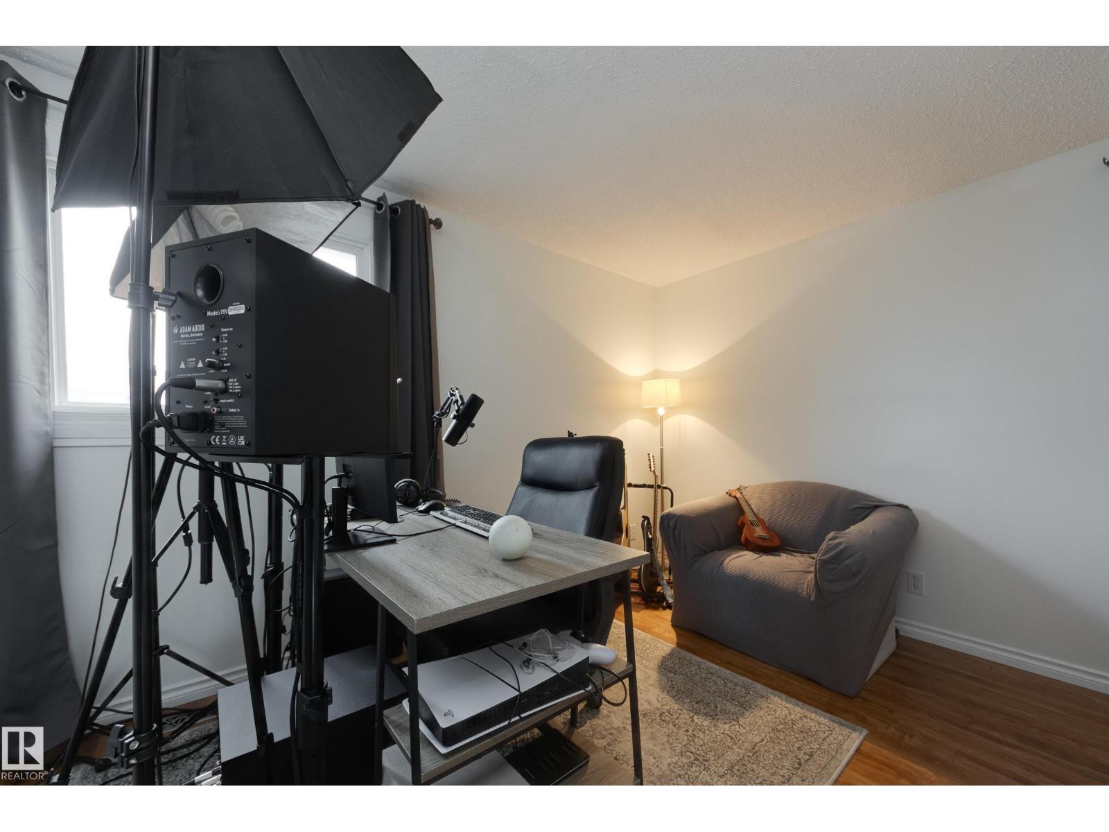 Single Family House for Sale in  RIDGEWOOD TC St. Albert 