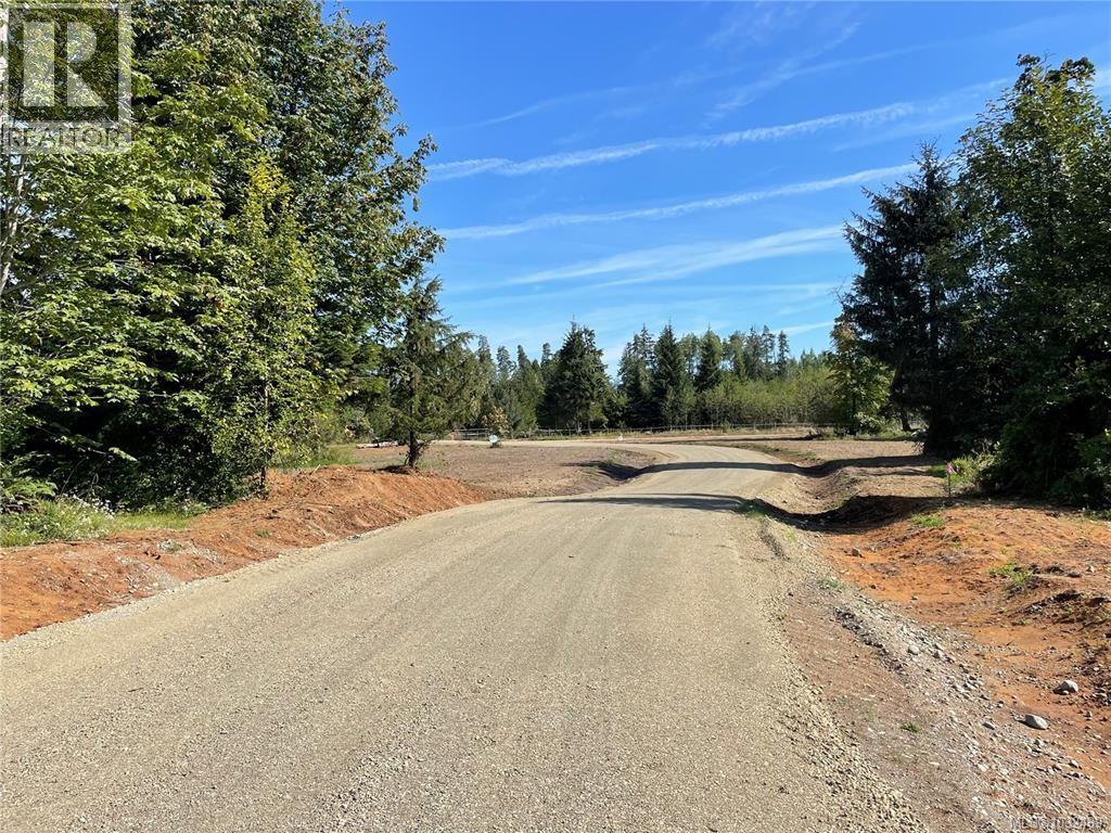 SL 6 4275 Island Hwy S — photo 12