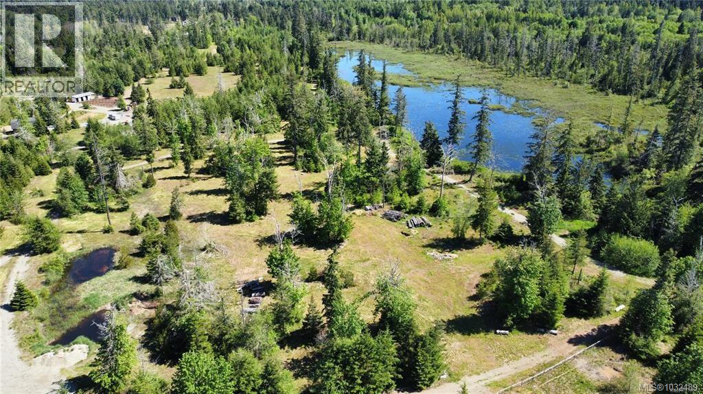 SL 6 4275 Island Hwy S — photo 4