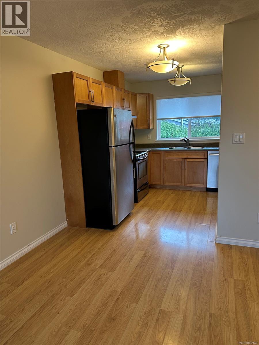 #302 840 Shamrock Pl - 6