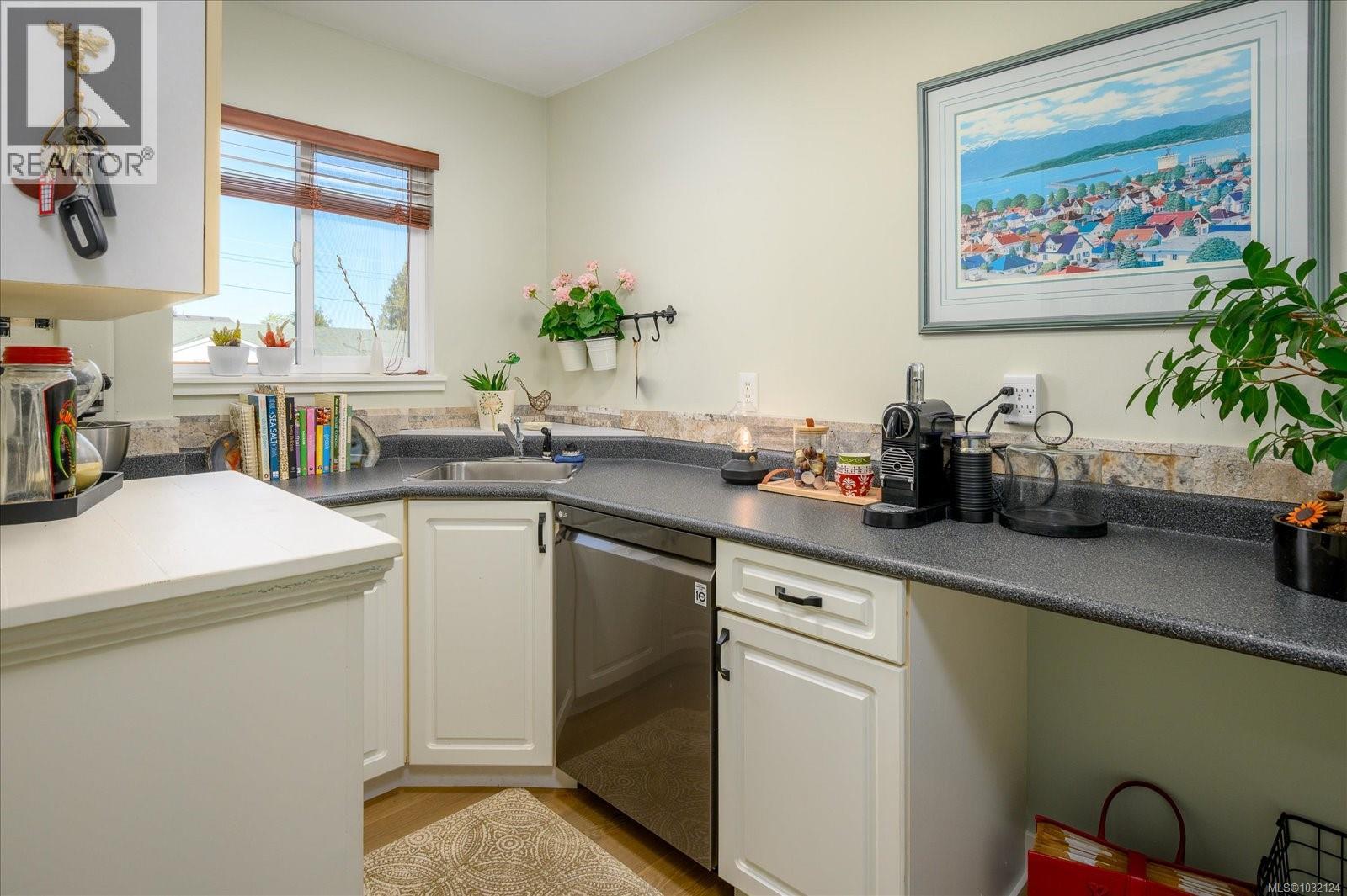 615 Nash Pl - 11