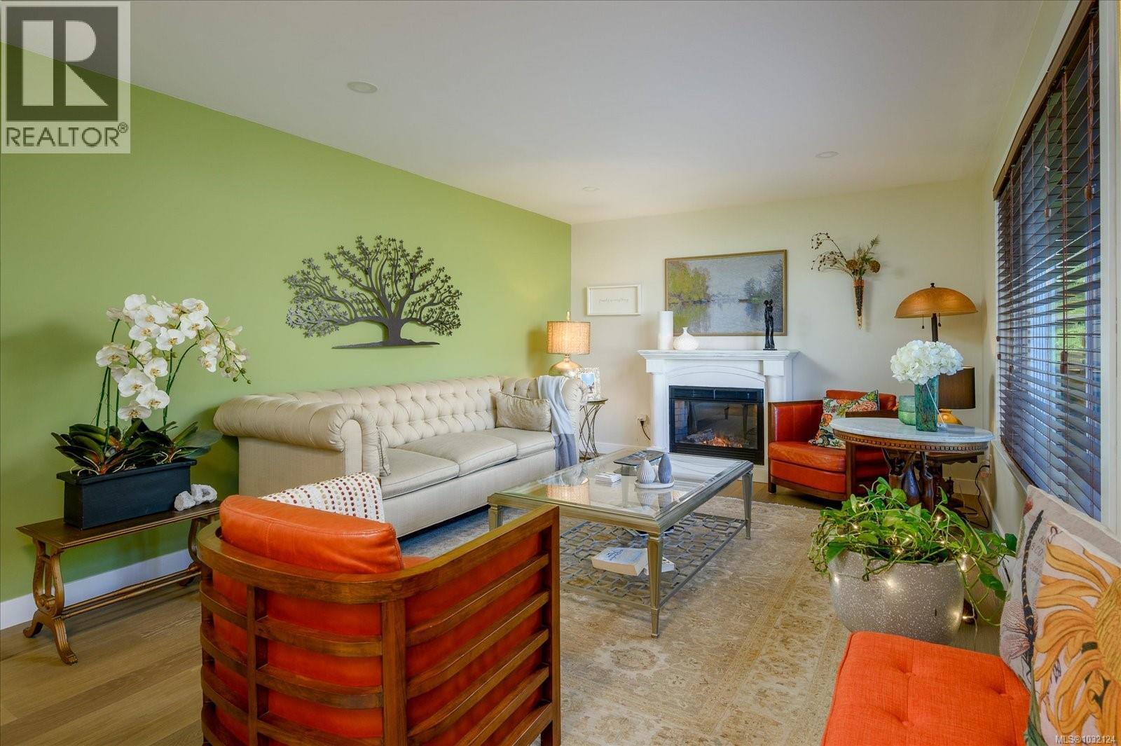 615 Nash Pl - 4