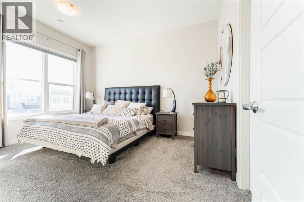 Single Family House 4 Level for Sale in  Sage Bluff Heights NW Sage Hill Calgary 