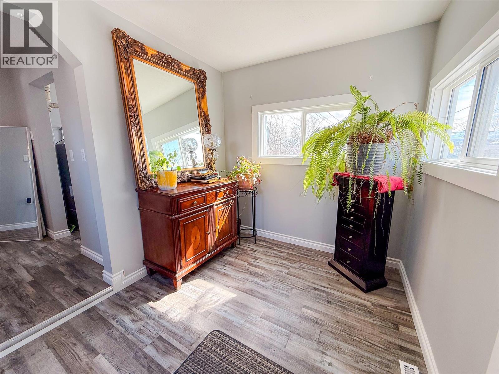 1149 96A AVENUE - 16